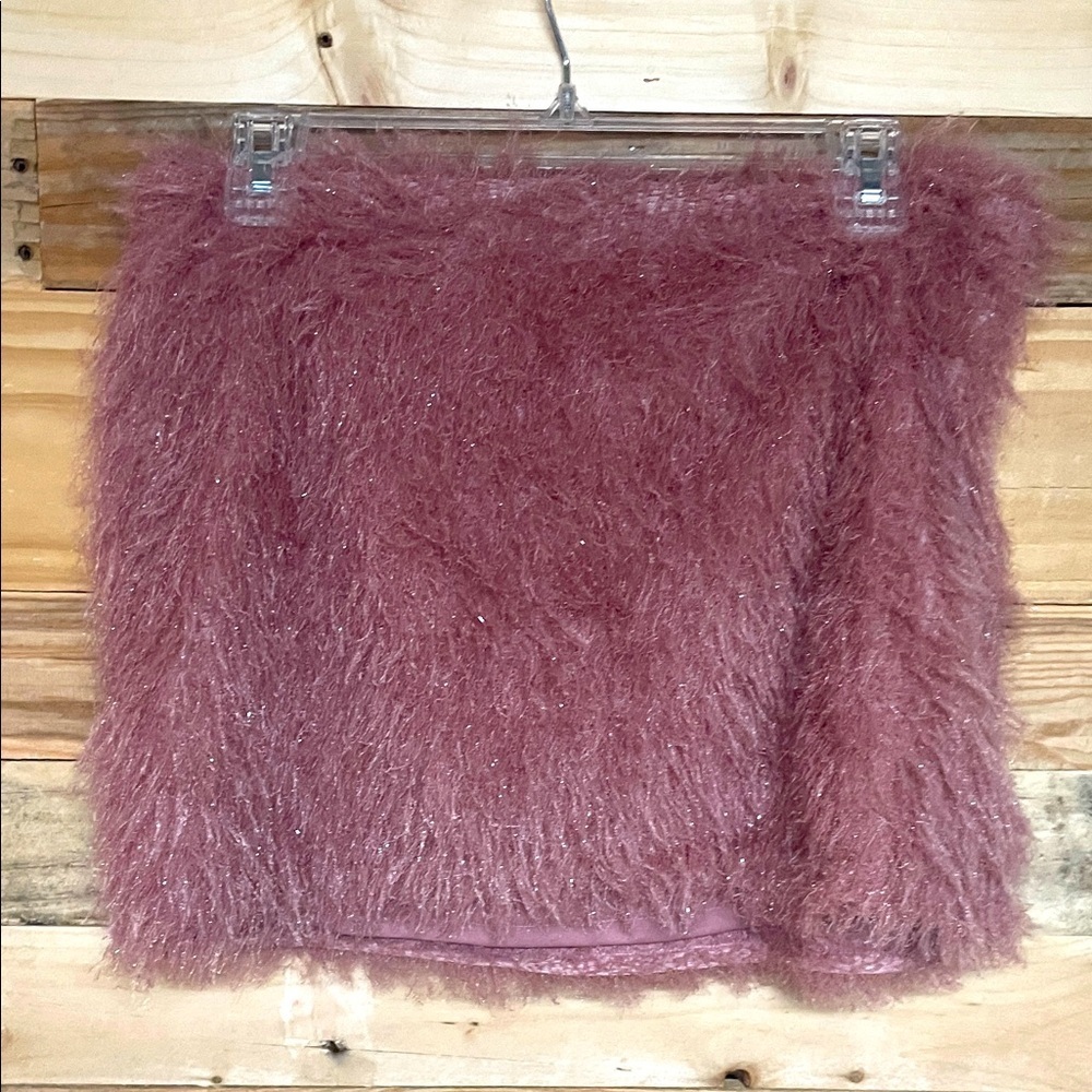 Le Lis size Large Fluffy Mauve Color Stretchy Super Soft Mini Skirt with Zip